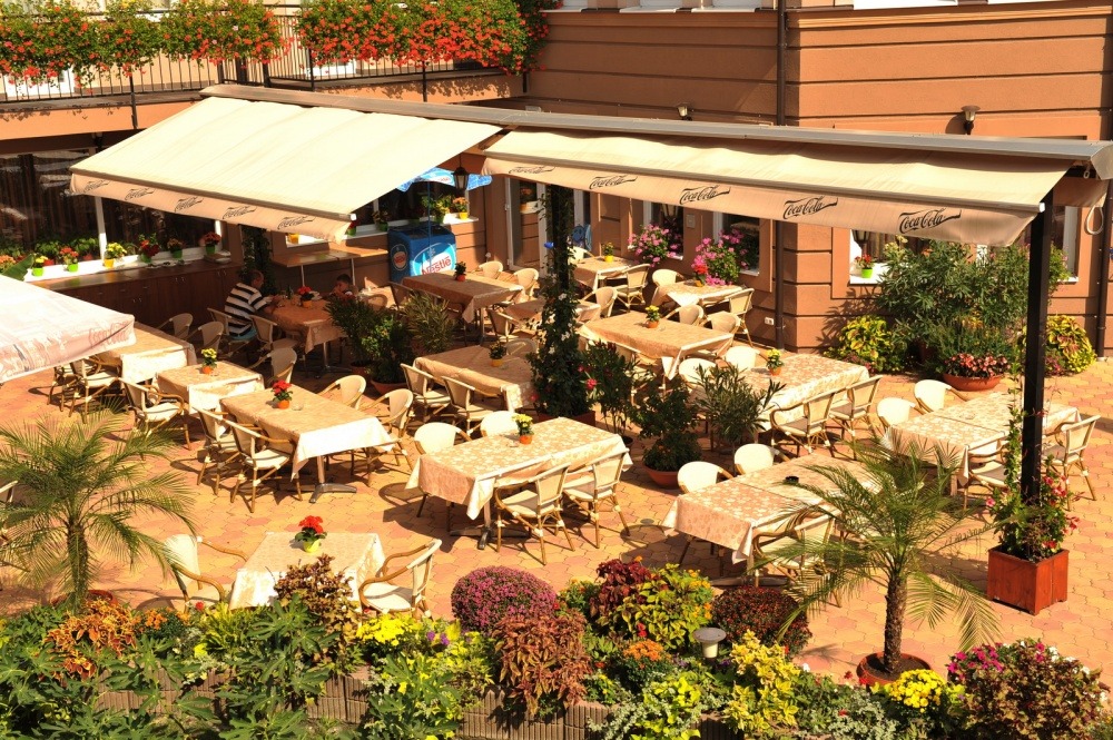 Granada Konferencia Wellness és Sport Hotel