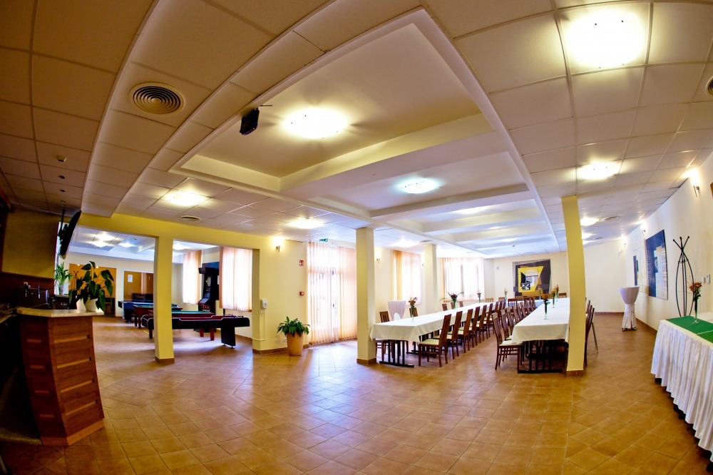 Granada Konferencia Wellness és Sport Hotel