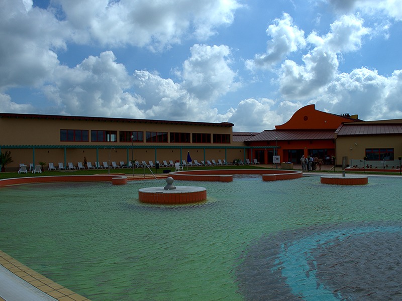 Vulkán Wellness Hotel & Camping