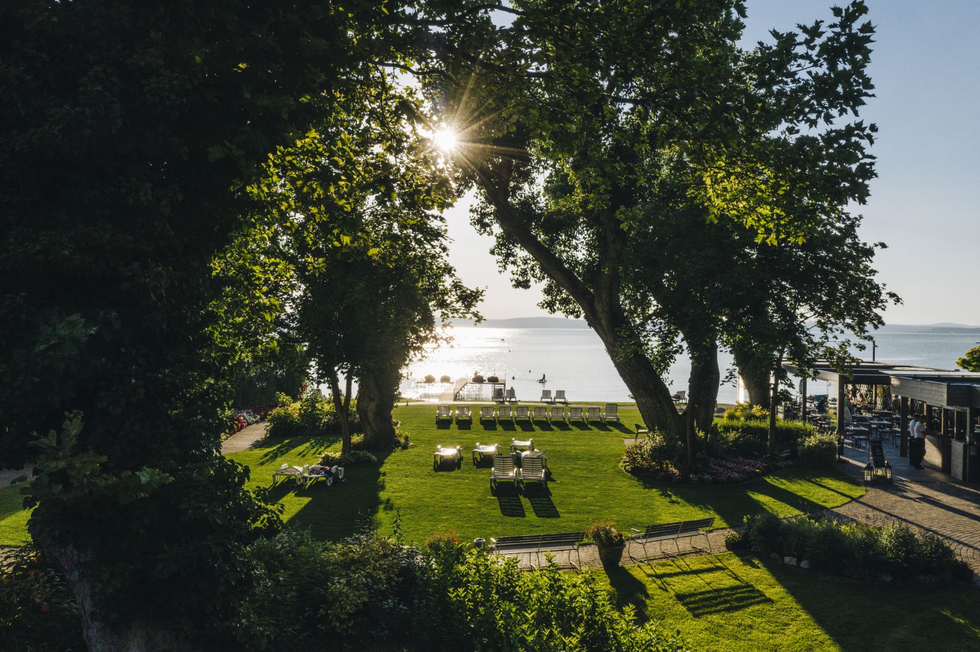 Tópart Hotel és Étterem