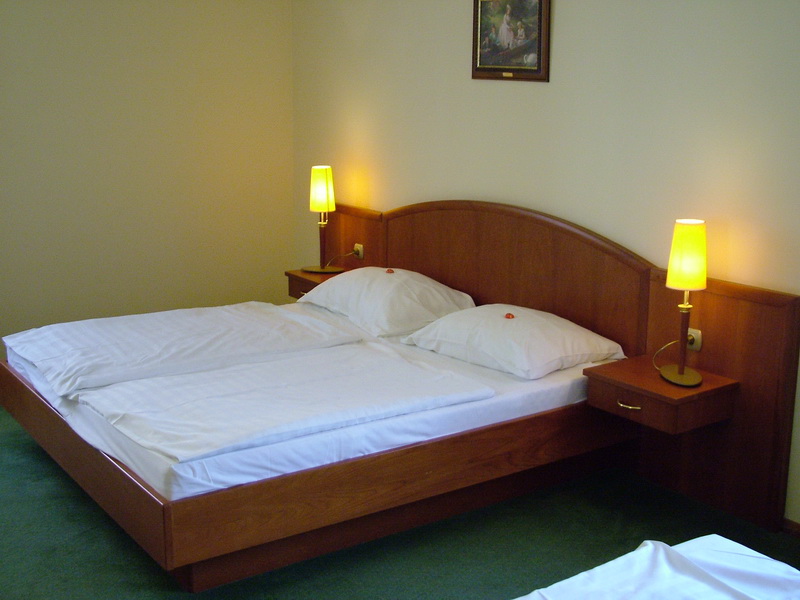 Gastland M0 Hotel és Konferenciaközpont