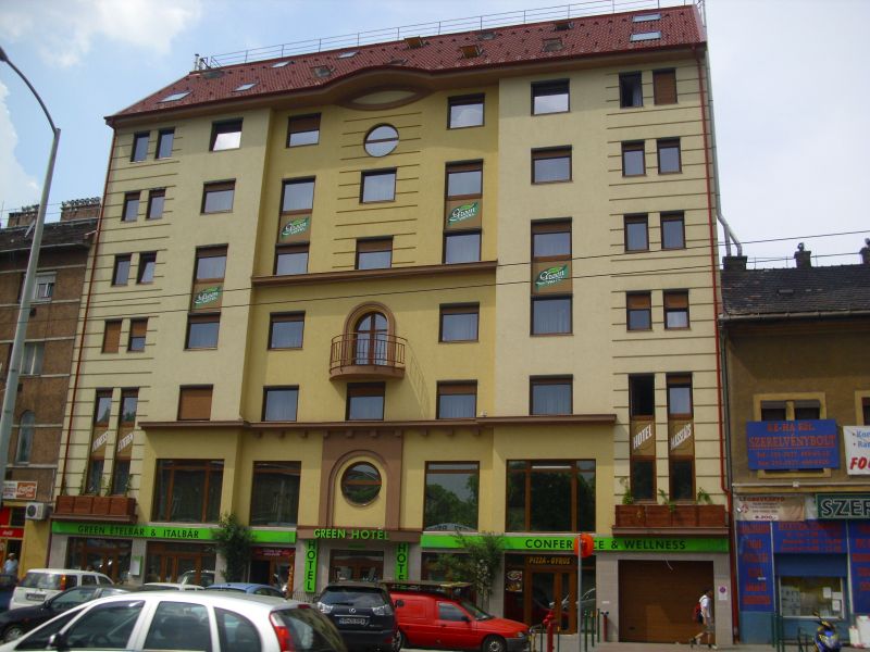 Green Hotel