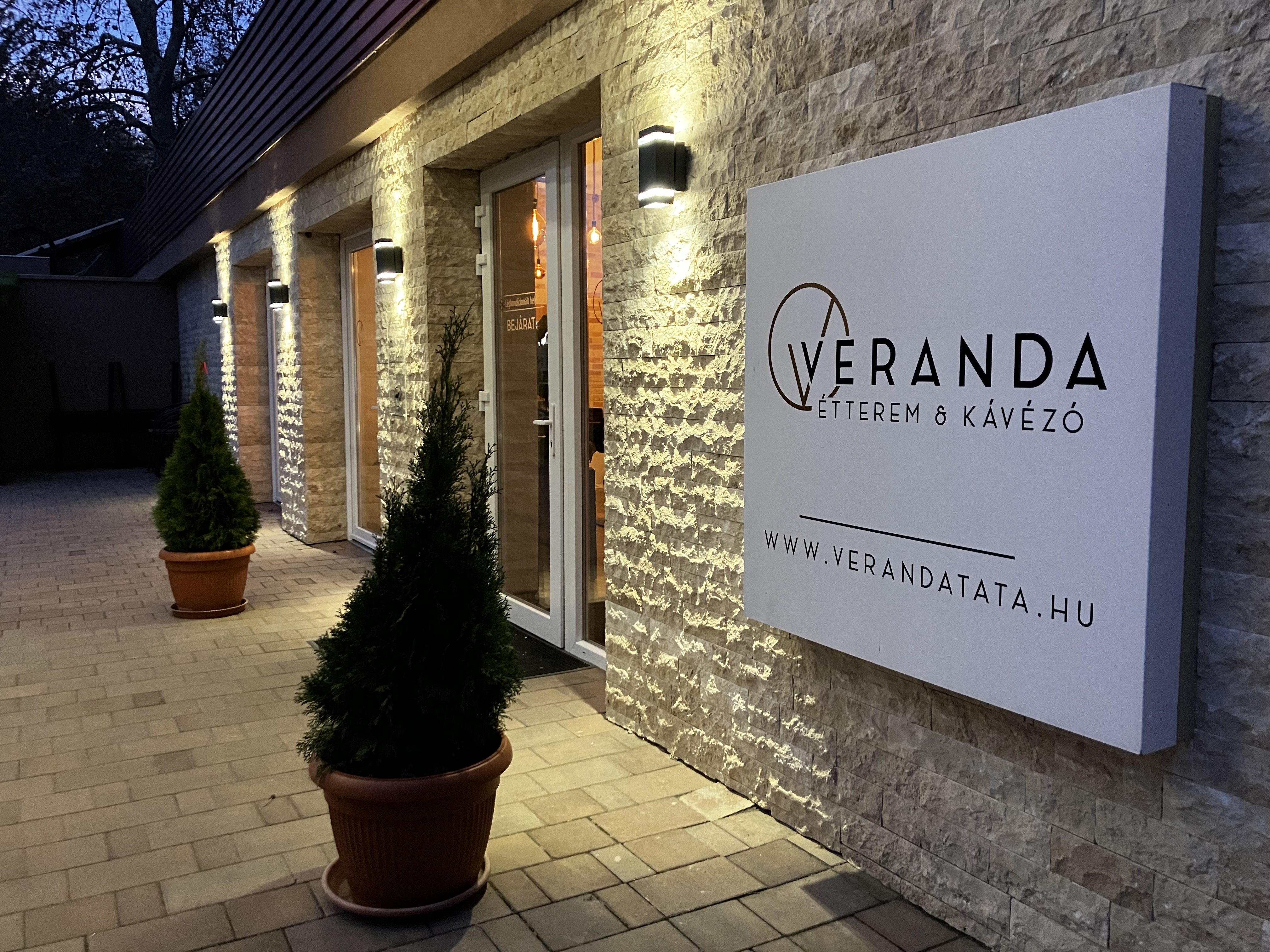 Öreg-tó Hotel és Rendezvénytér