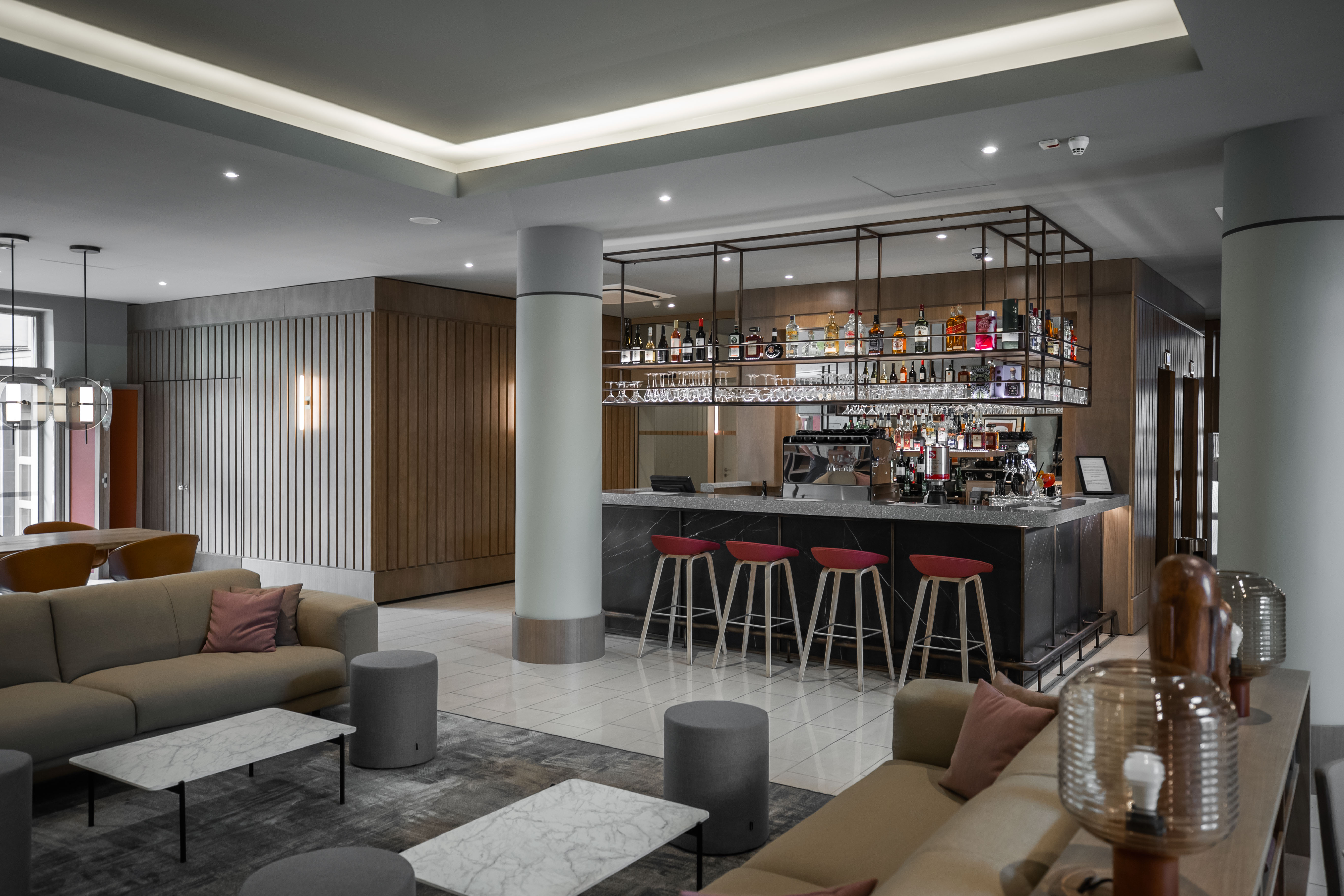 Adina Apartment Hotel