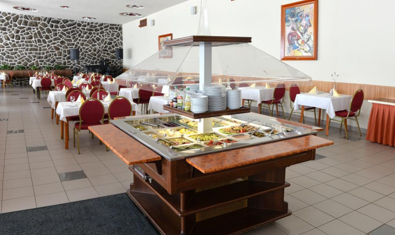 Hunguest Hotel Apollo