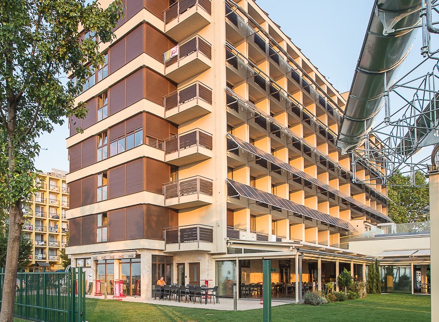 Balaton Hotel & Restaurant