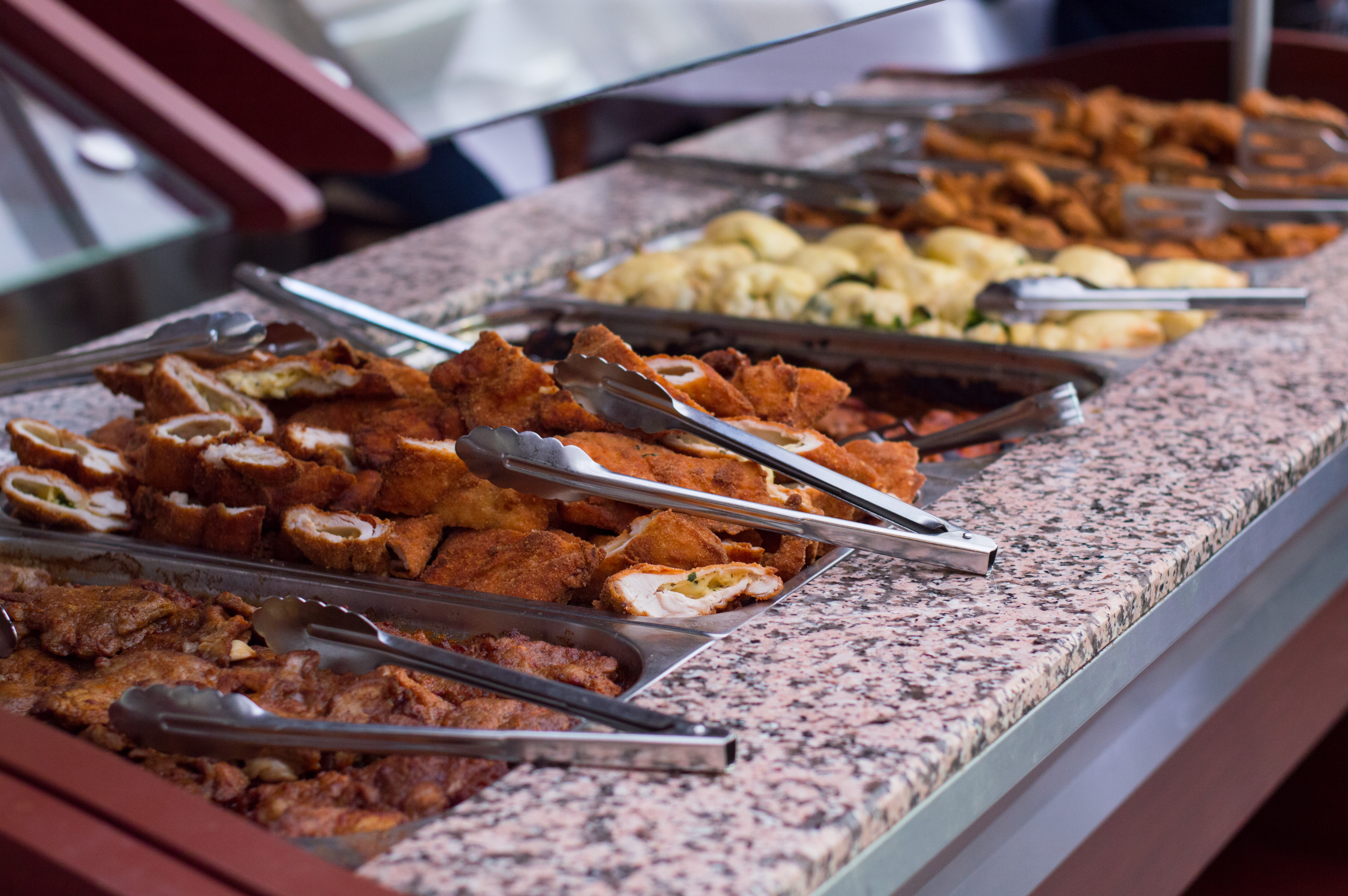 Balaton Hotel & Restaurant