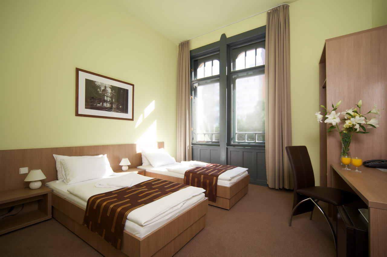 Erzsébet Királyné Szálloda