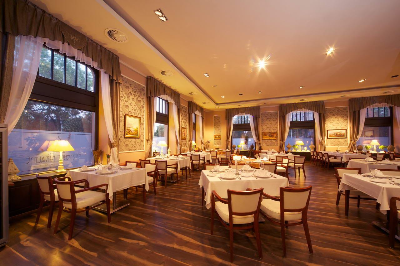 Erzsébet Királyné Szálloda