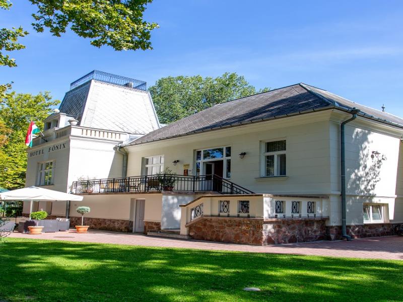 Hotel Főnix Szálloda és Tréningközpont