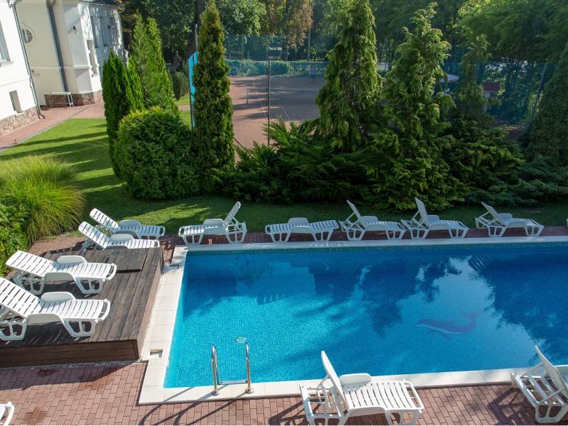 Hotel Főnix Szálloda és Tréningközpont