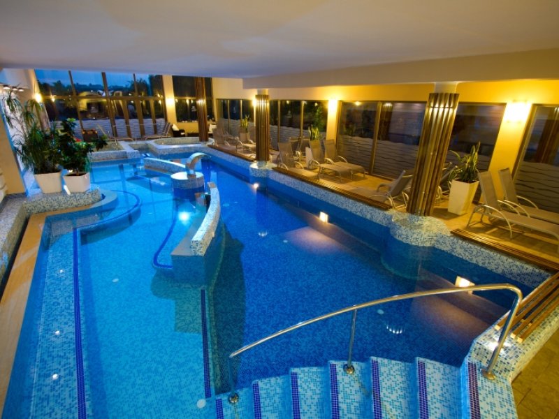 Piknik Wellness és Konferencia Hotel