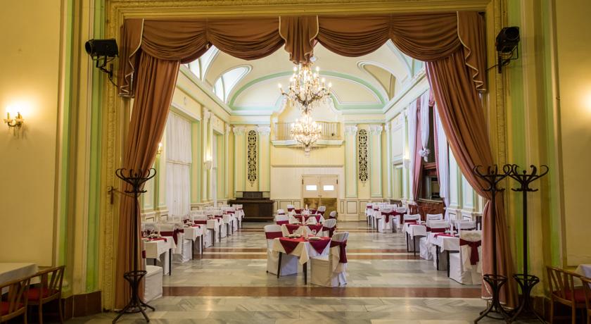 Hotel Tisza