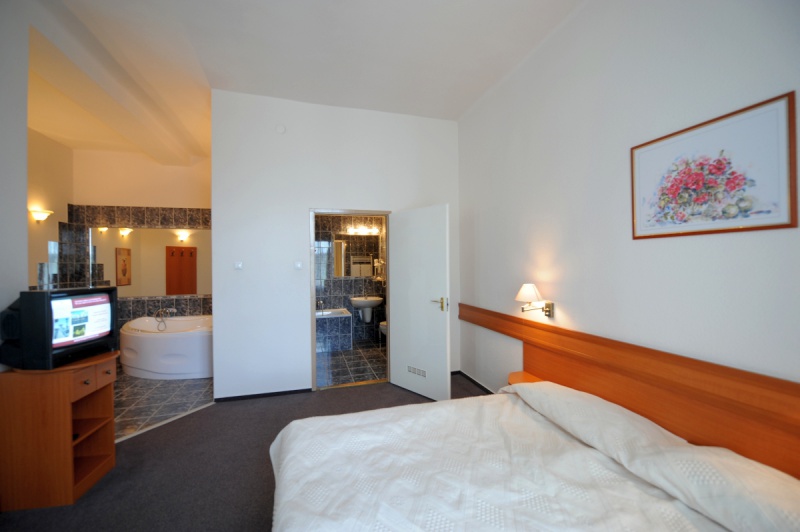 Hunguest Hotel Platánus