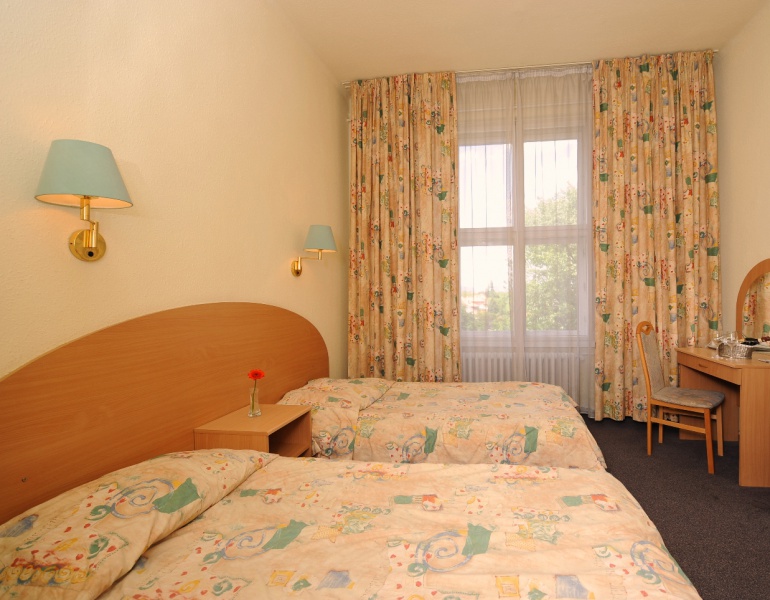 Hunguest Hotel Platánus