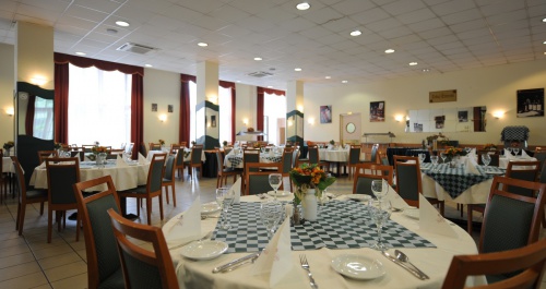 Hunguest Hotel Platánus