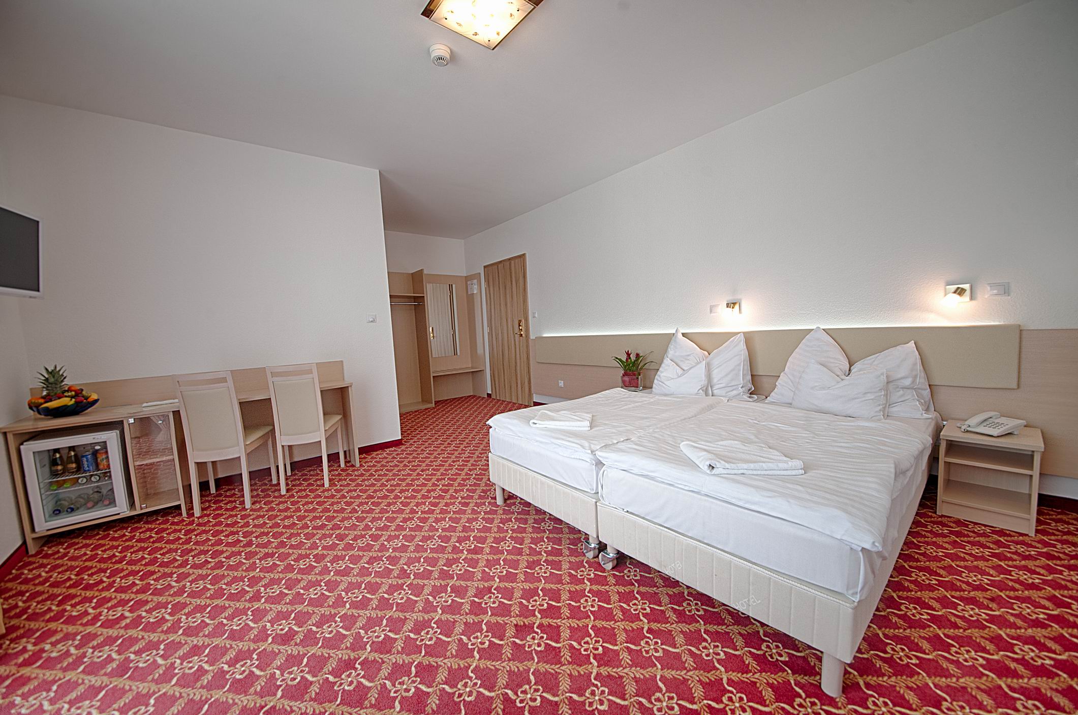 Két Korona Konferencia és Wellness Hotel