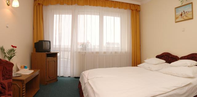 Kincsem Wellness Hotel