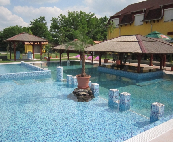 Liza Aqua & Conference Hotel