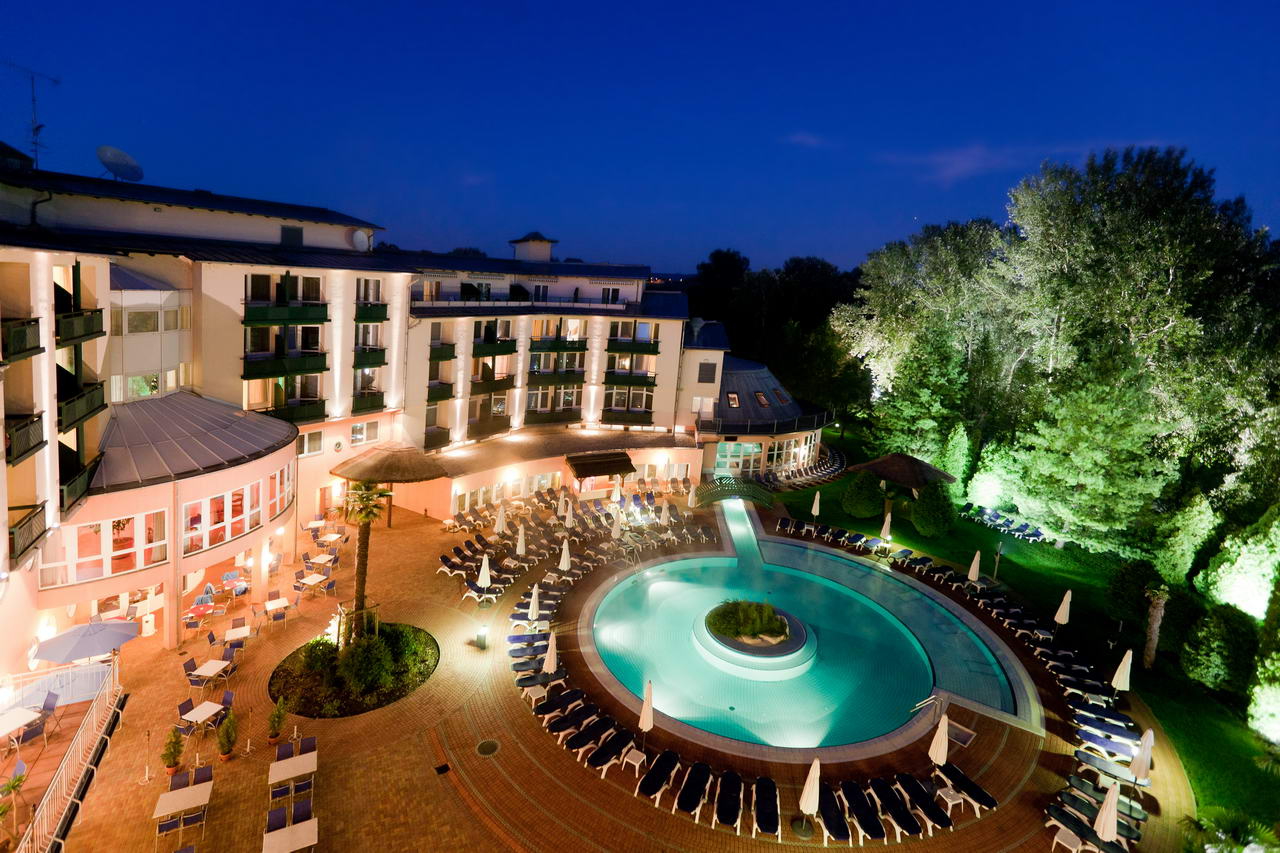 Lotus Therme Hotel & Spa