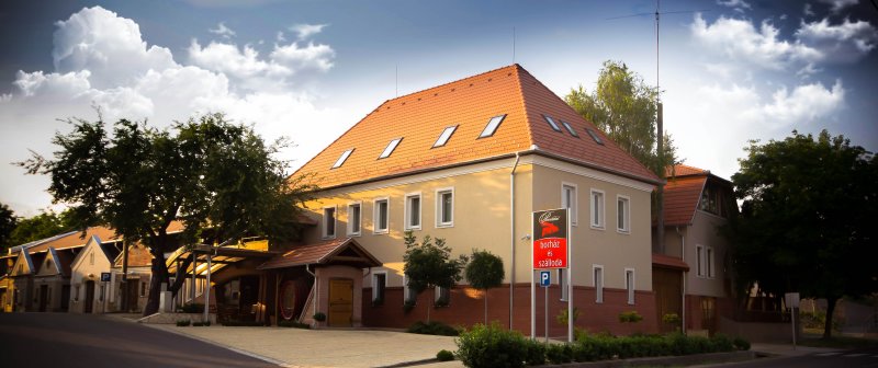 Pincelakat Borház és Szálloda