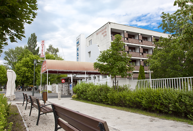 Hotel Uni