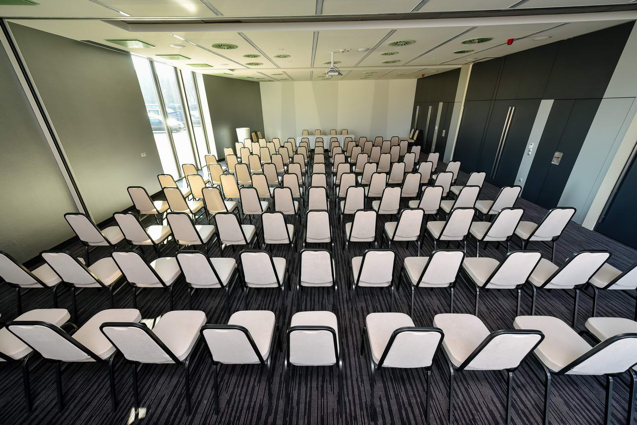 Best Western Plus Lakeside Hotel