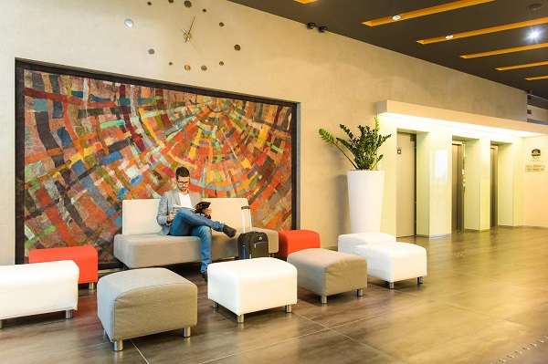 Best Western Plus Lakeside Hotel