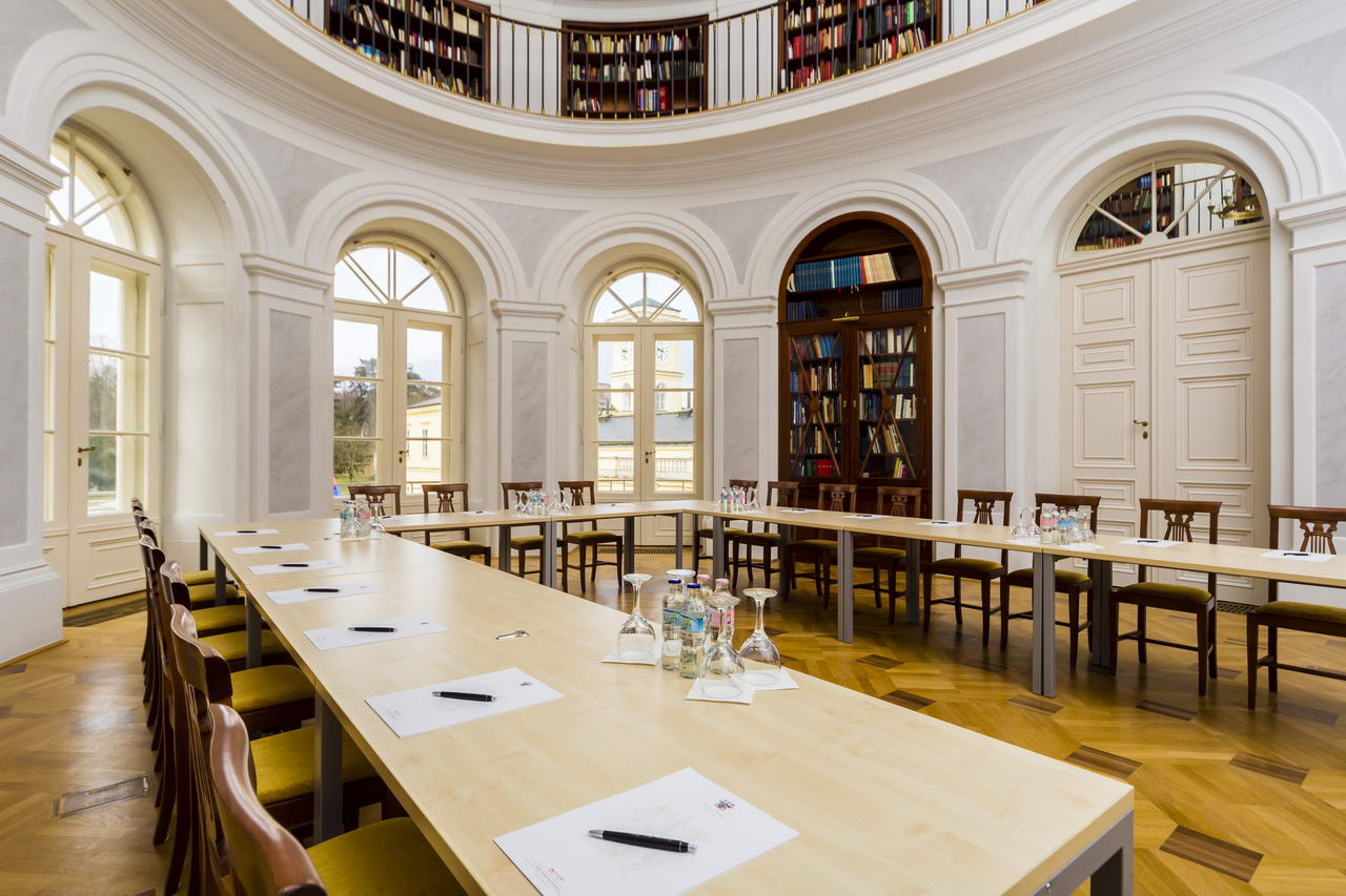 Károlyi Kastély és Rendezvényközpont