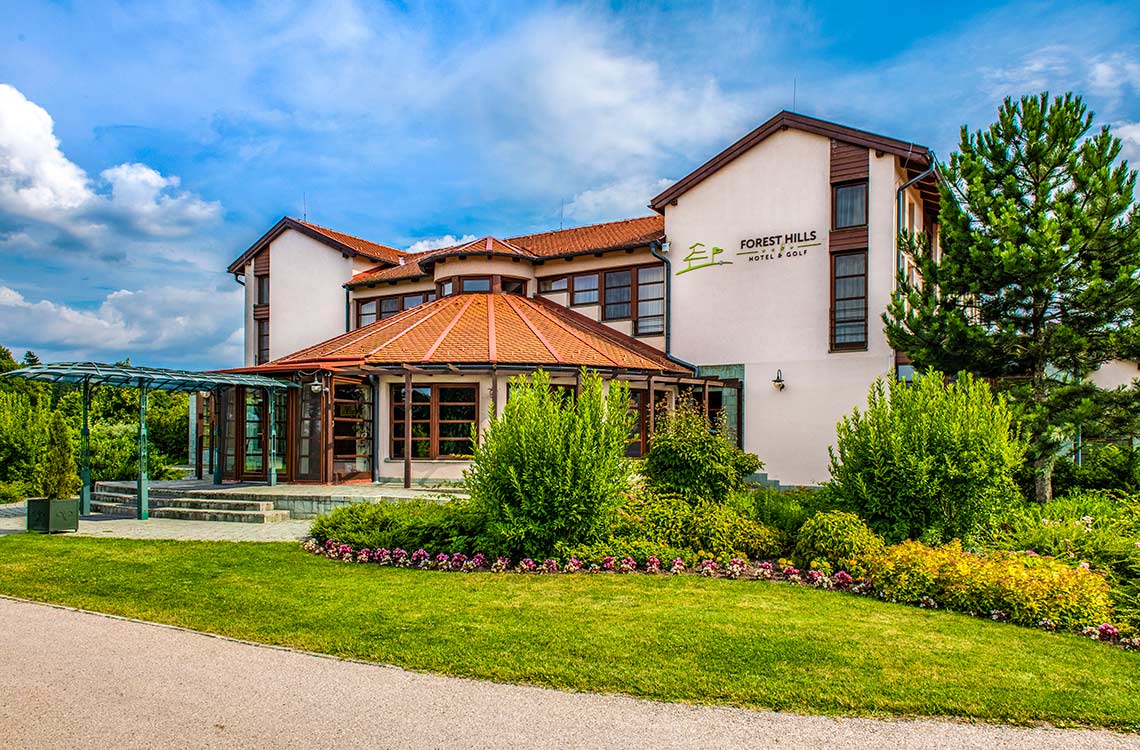 Forest Hills Hotel & Golf