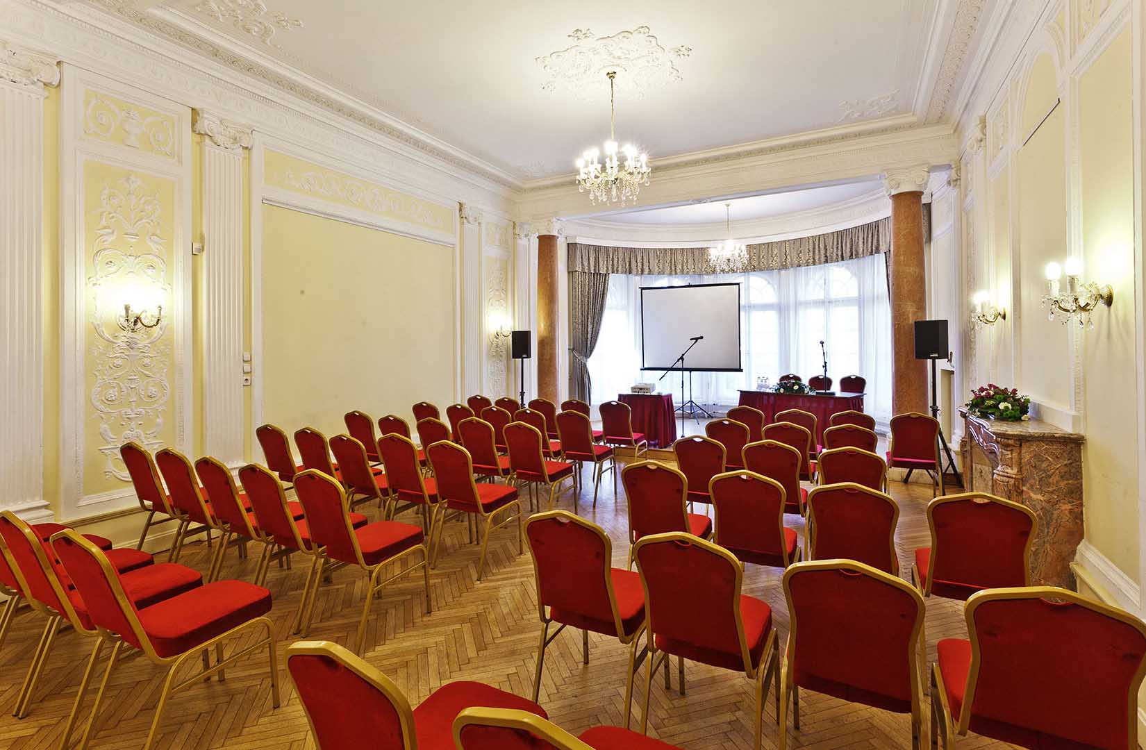 Ádám Villa Rendezvényközpont