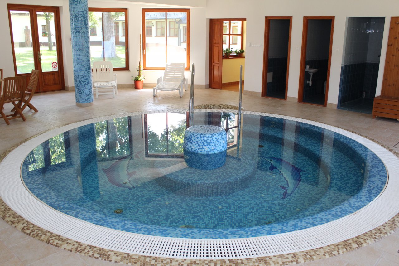 Biczó Csárda és Lovaspanzió