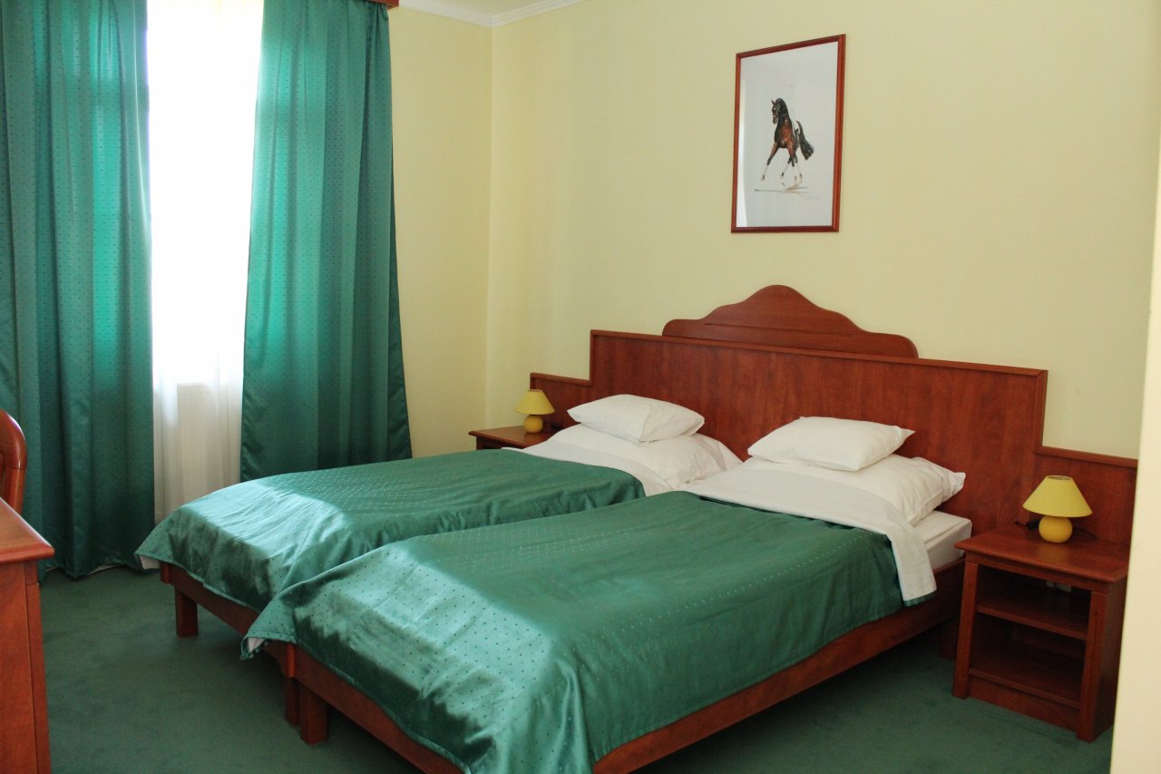 Biczó Csárda és Lovaspanzió