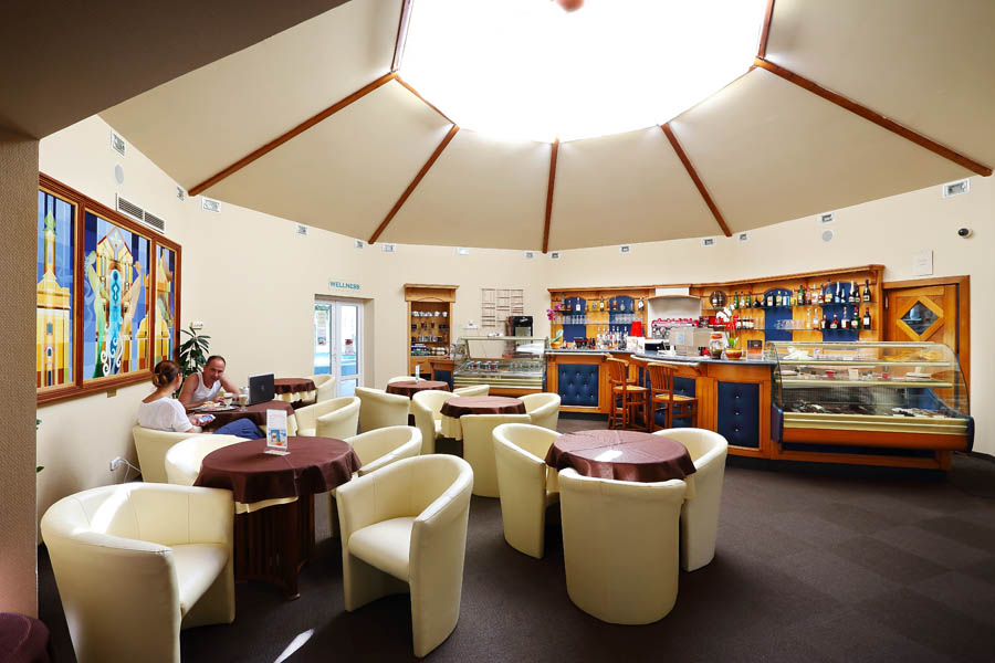 Orchidea Hotel Lipót