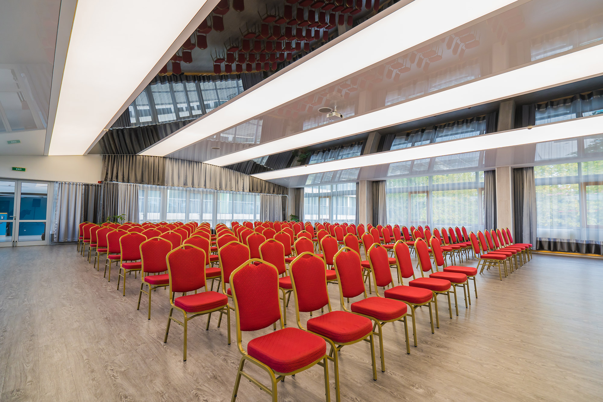 SunGarden Wellness & Conference Hotel