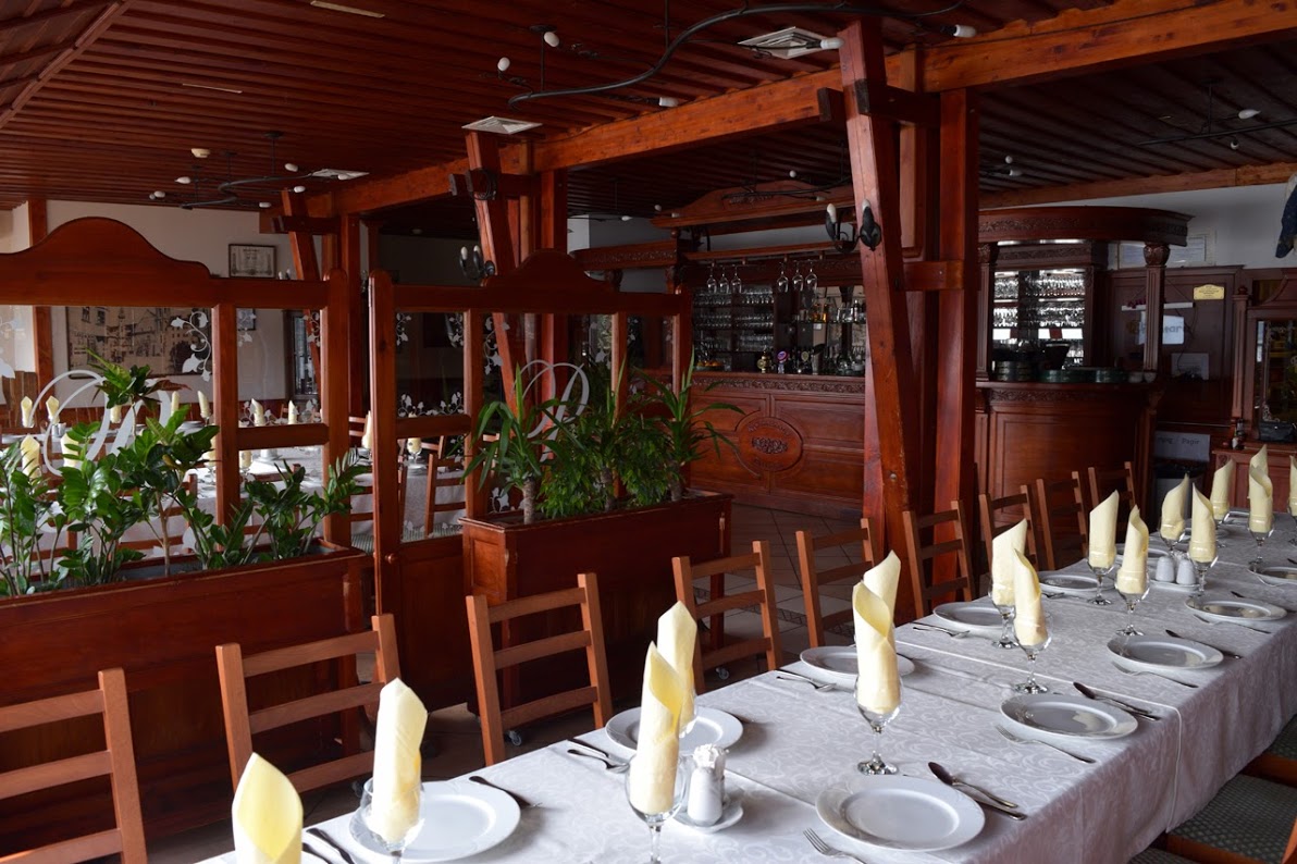 Rozmaring Kertvendéglő és Rendezvényház