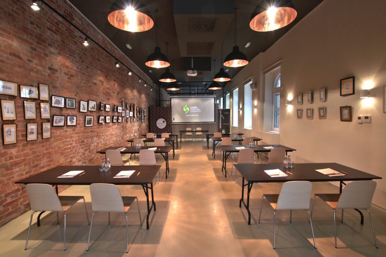 Esernyős Óbudai Kulturális, Turisztikai és Információs Pont