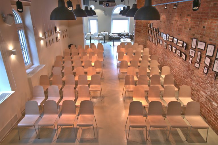 Esernyős Óbudai Kulturális, Turisztikai és Információs Pont