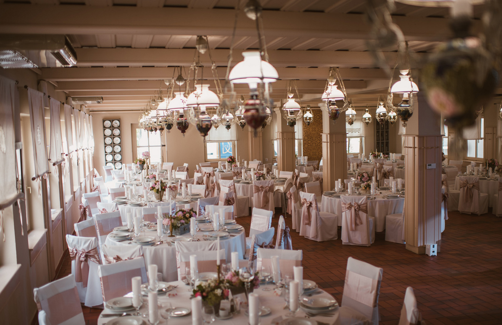 Varga Tanya Hotel, Konferencia és Szabadidőközpont