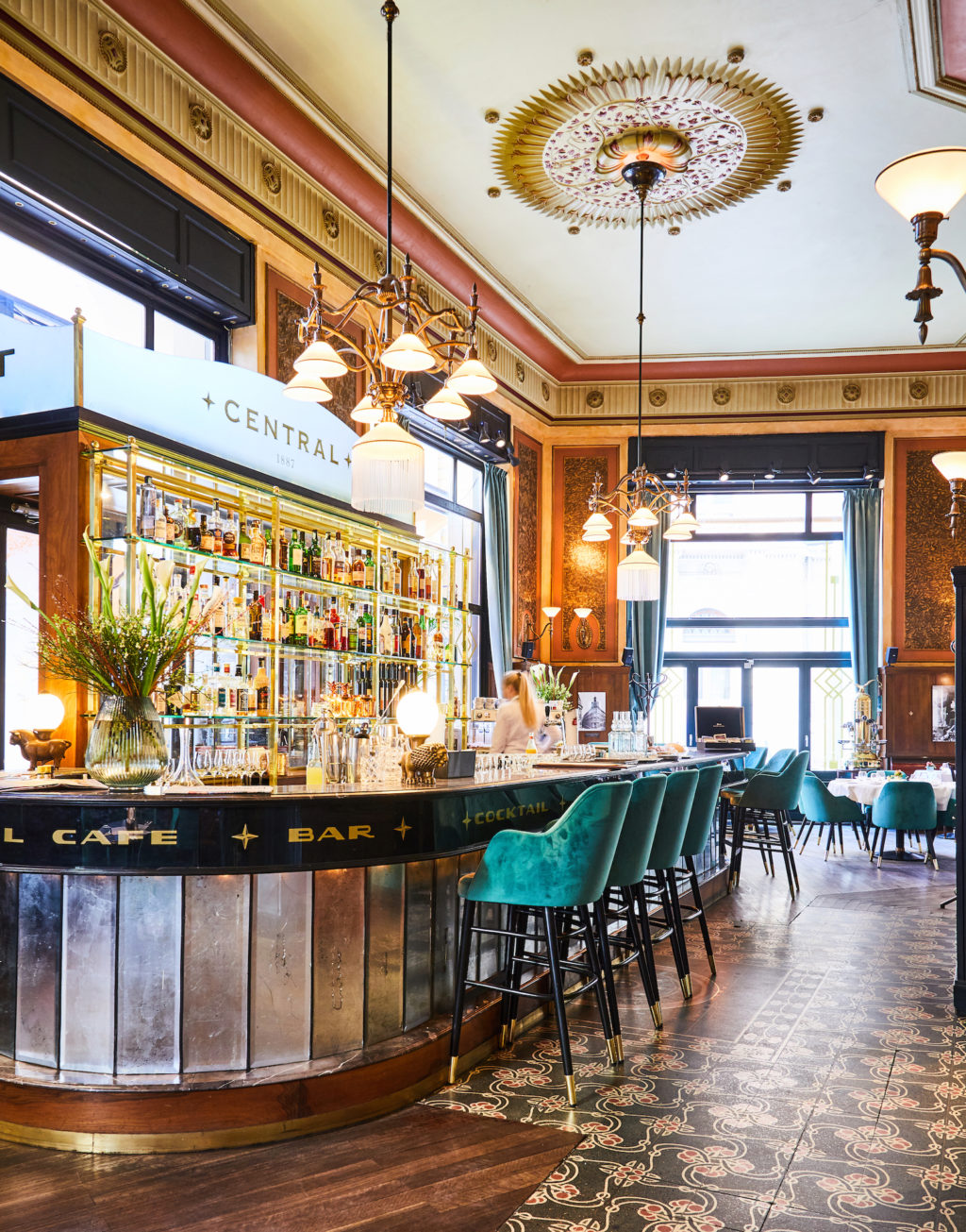 Centrál Kávéház és Étterem