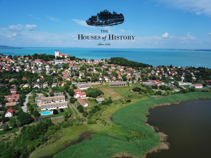 The Houses of History – anno 1830