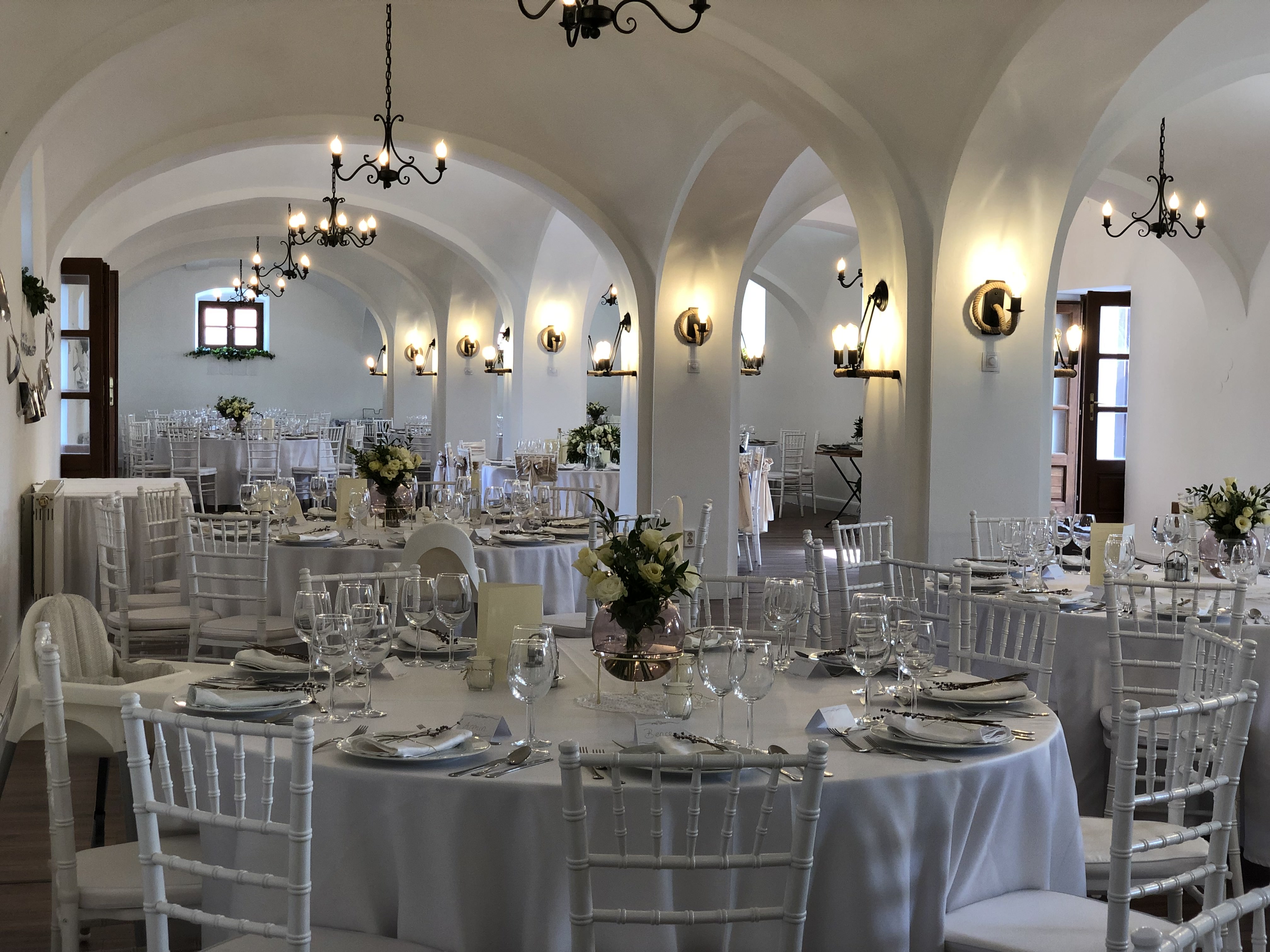 The Houses of History – anno 1830