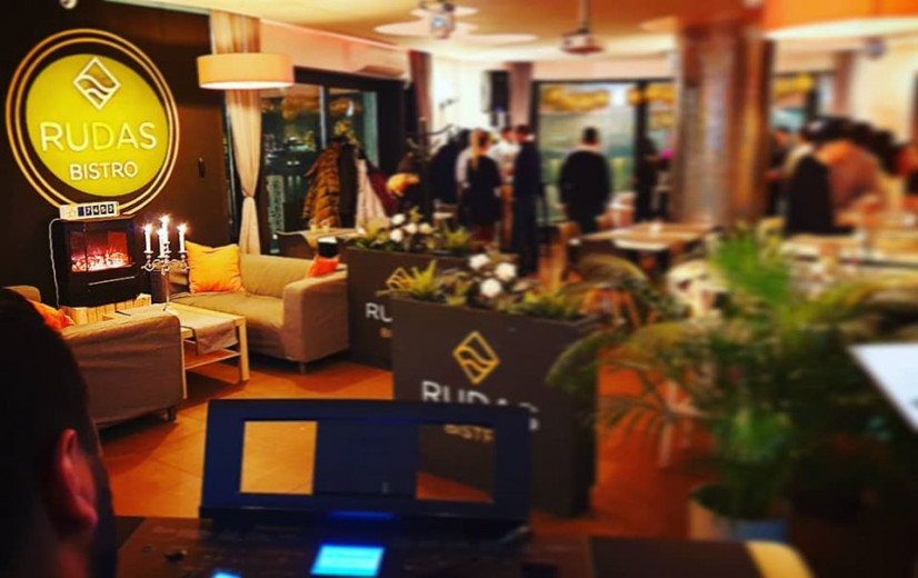 Rudas Bistro