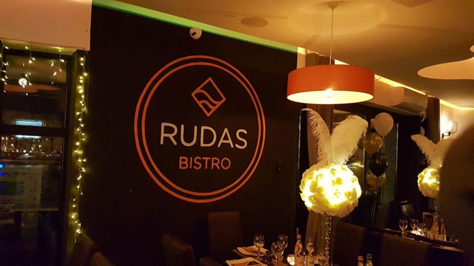 Rudas Bistro