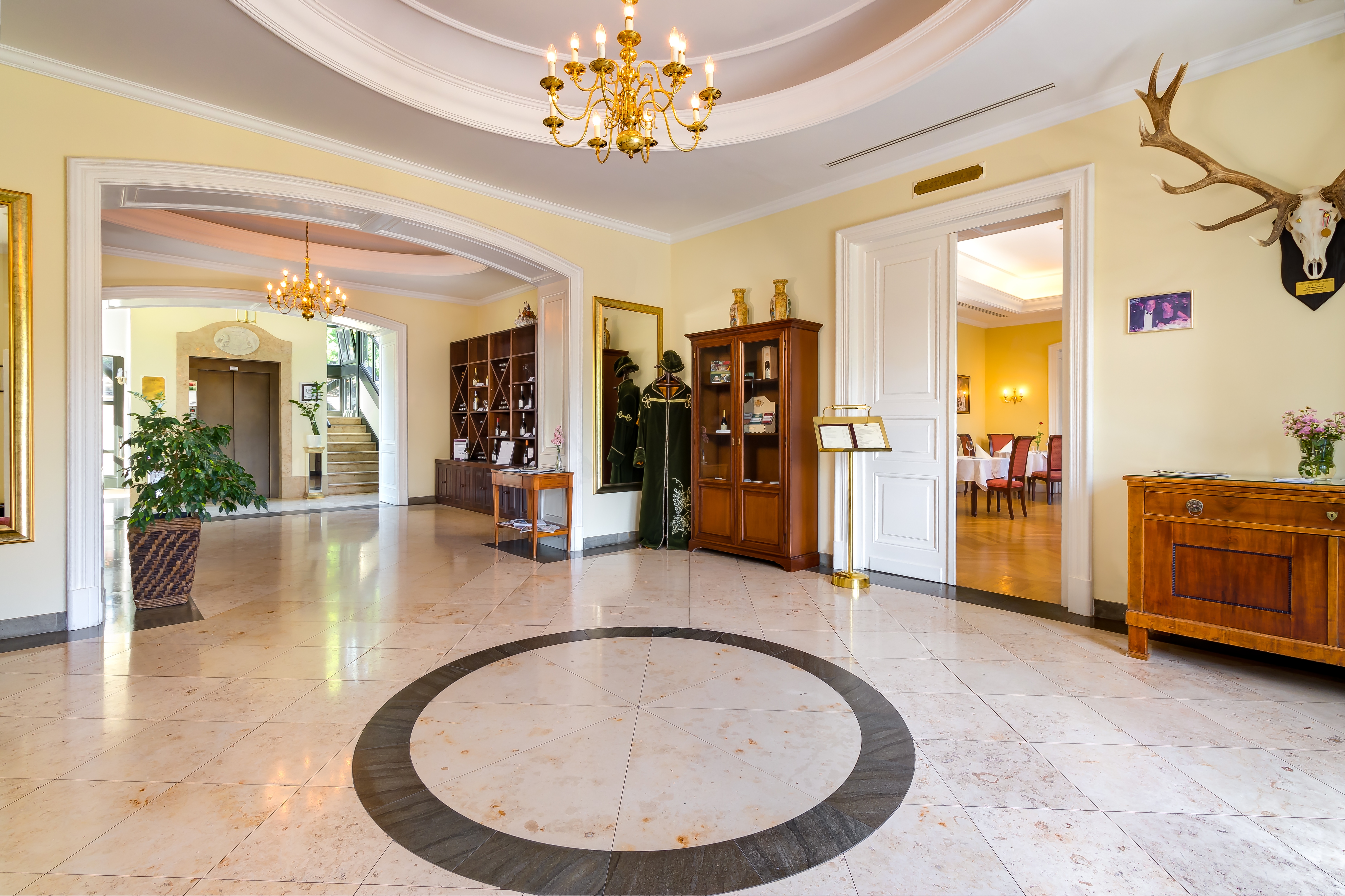 Gróf Degenfeld Kastélyszálló