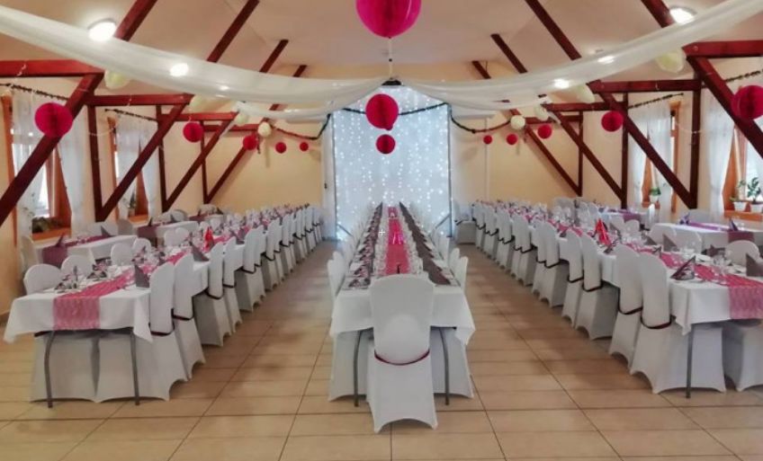 Cserkeszőlő Fürdő és Gyógyászati Központ Jurta Tábor