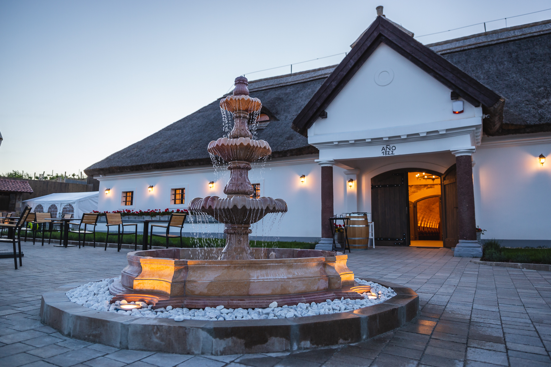 Tihanyi Vinarius Borárium, Gasztrobár és Rendezvényház