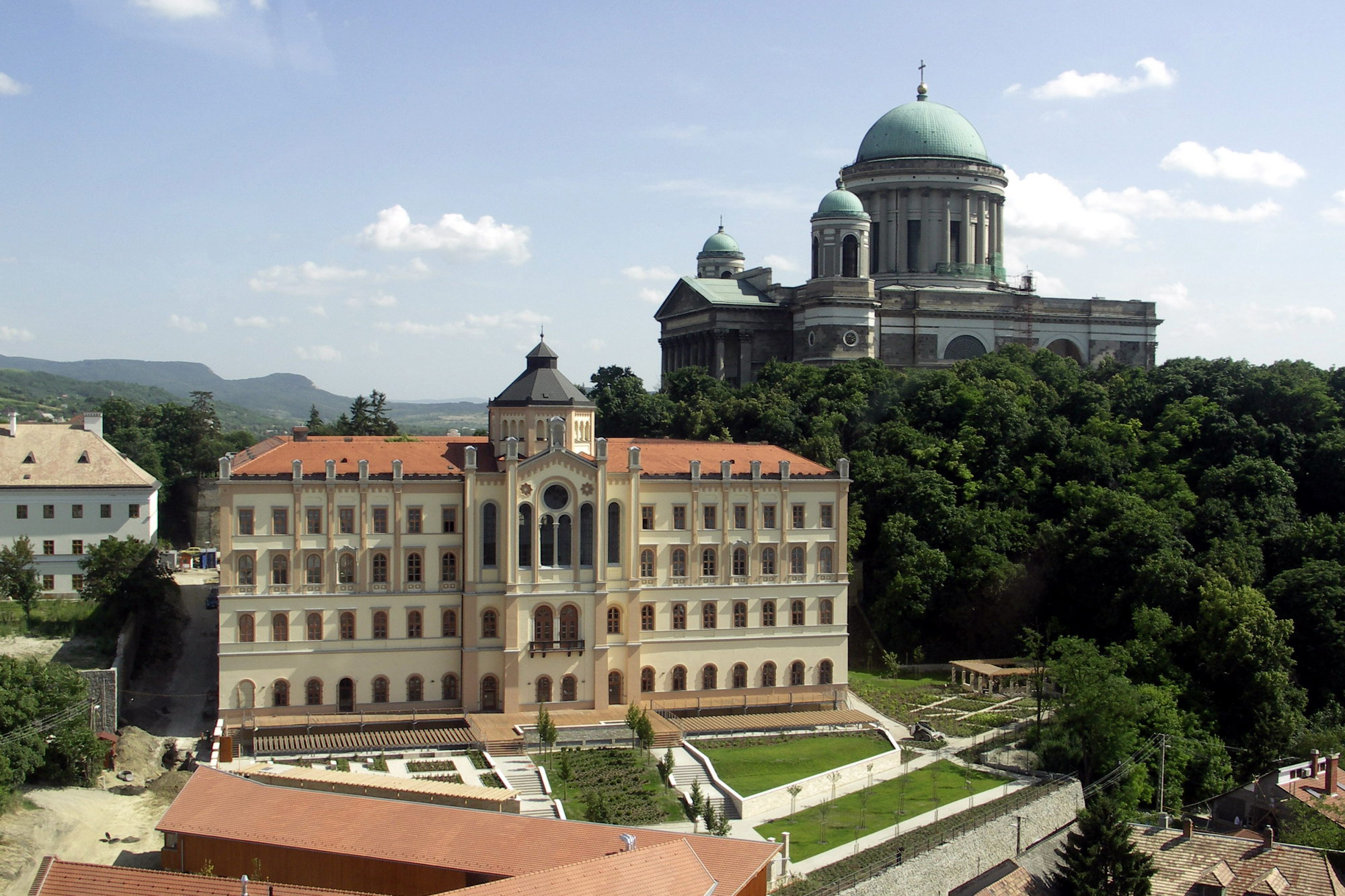 Szent Adalbert Rendezvényközpont