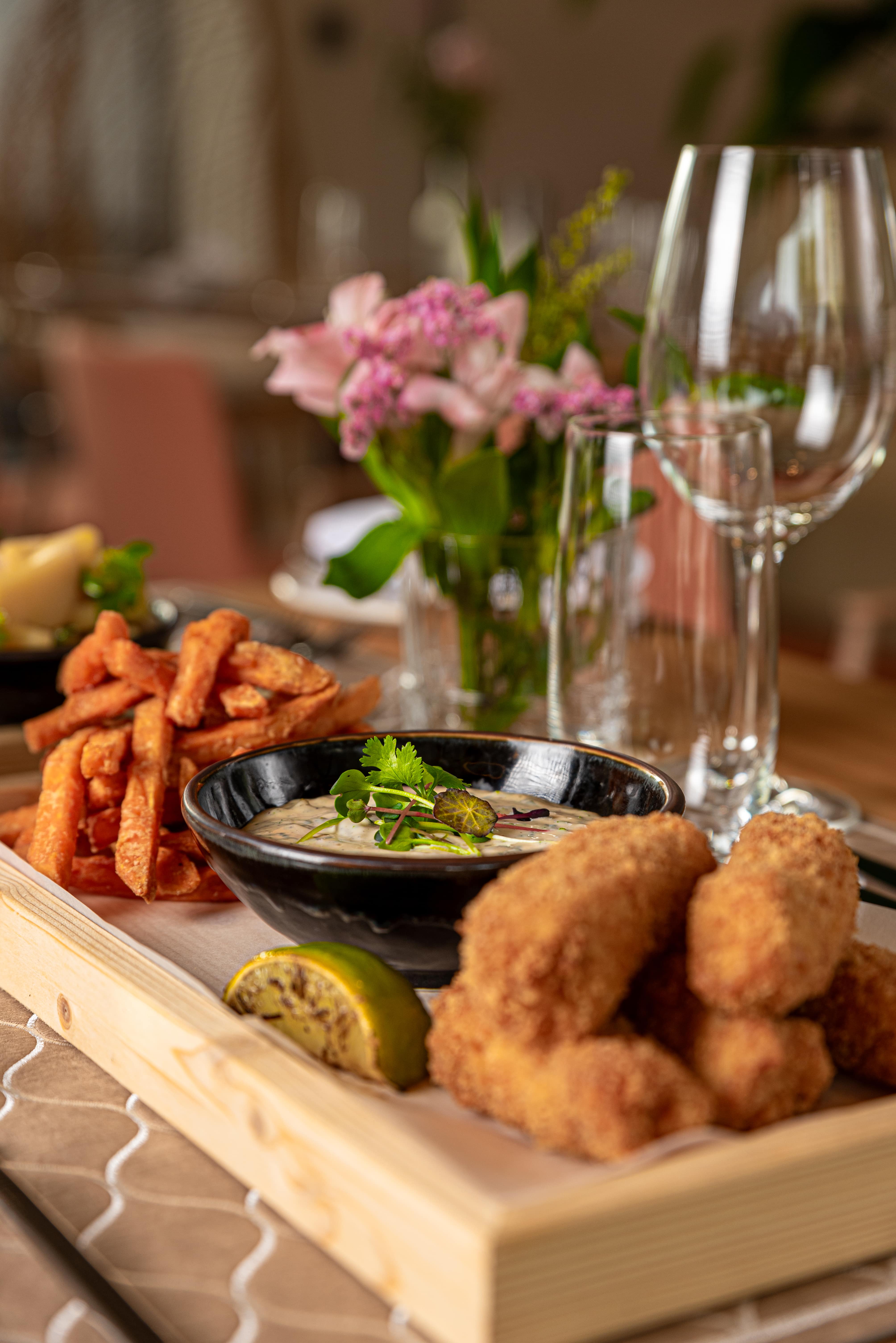 REED Luxury Hotel & Bistro