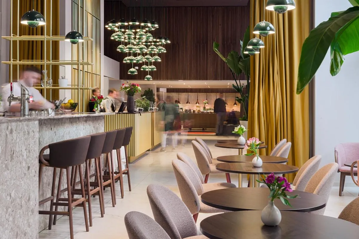 Hotel Lev